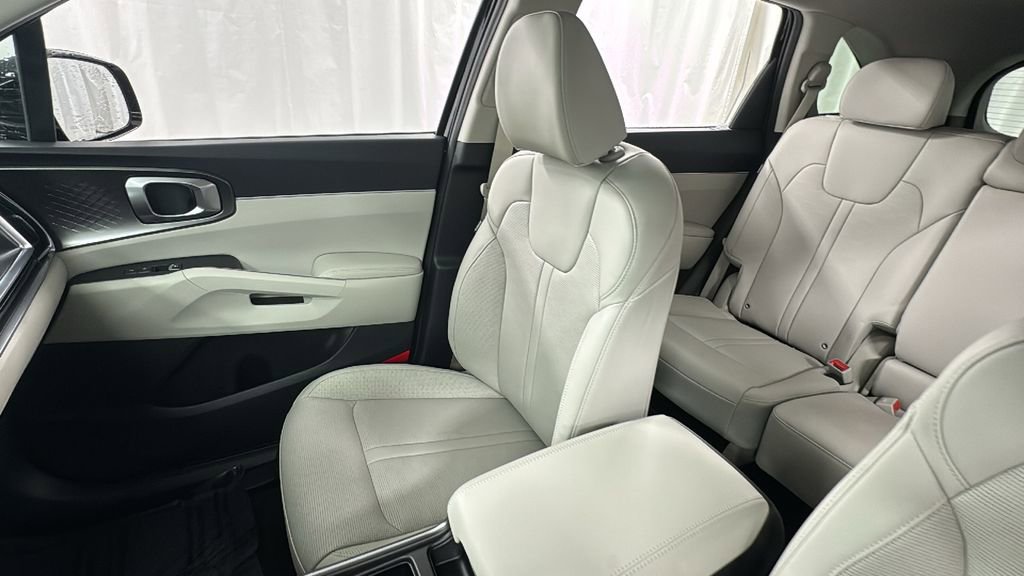 New 2026 Kia Sorento EX image 13