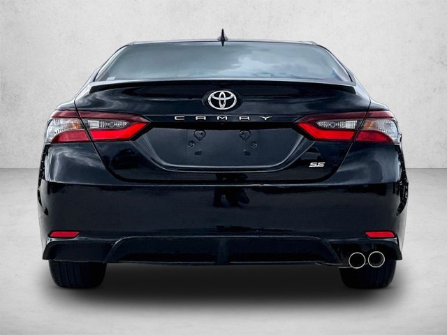 Used 2024 Toyota Camry SE w/ Convenience Package FWD image 4
