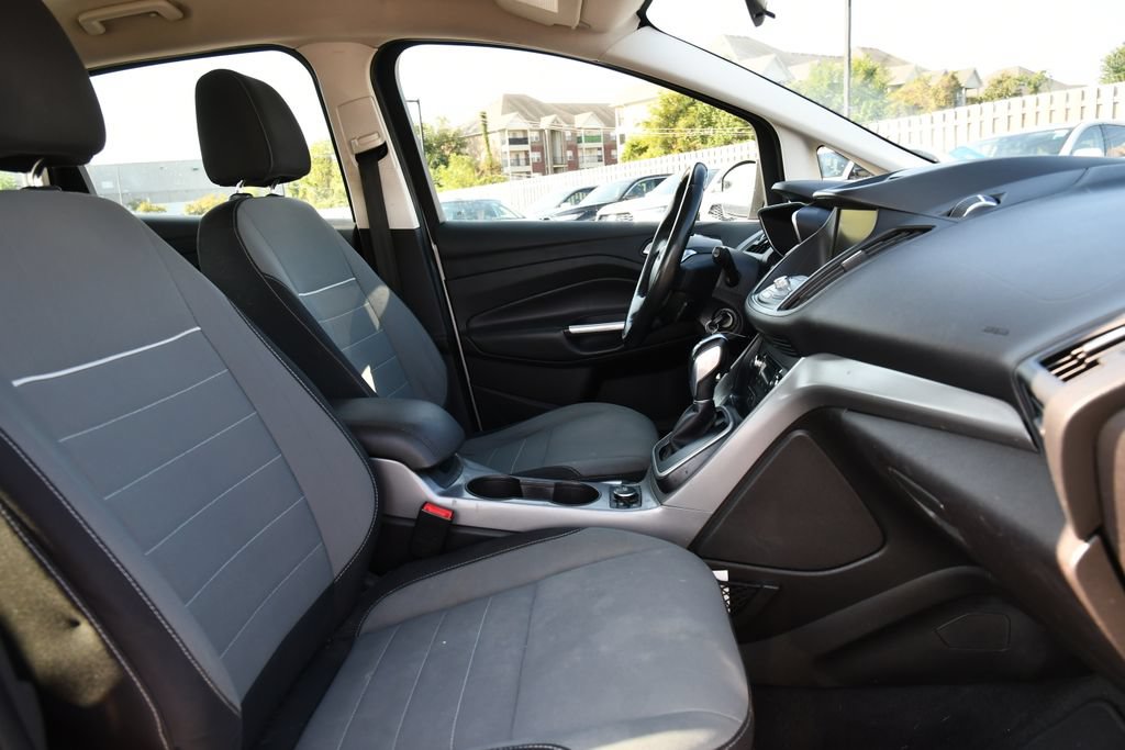 Used 2015 Ford C-MAX SE w/ Equipment Group 202A FWD image 27