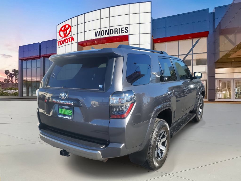 Used 2022 Toyota 4Runner TRD Off-Road Premium image 4
