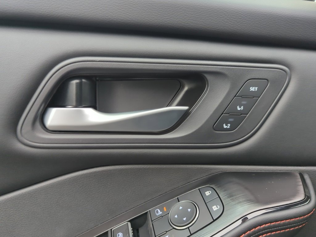 New 2026 Nissan Rogue SV image 11