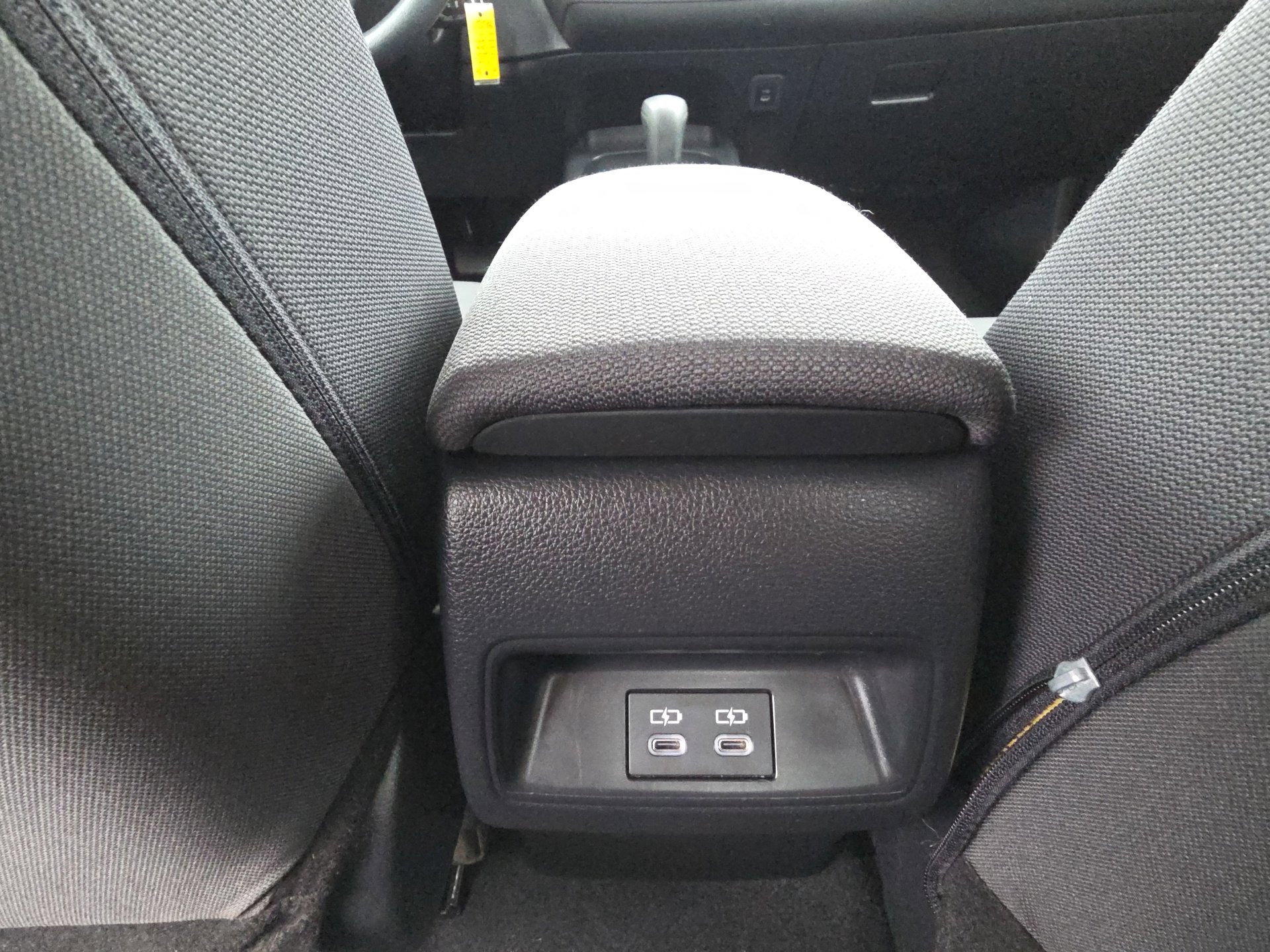 Used 2024 Toyota Corolla LE image 30