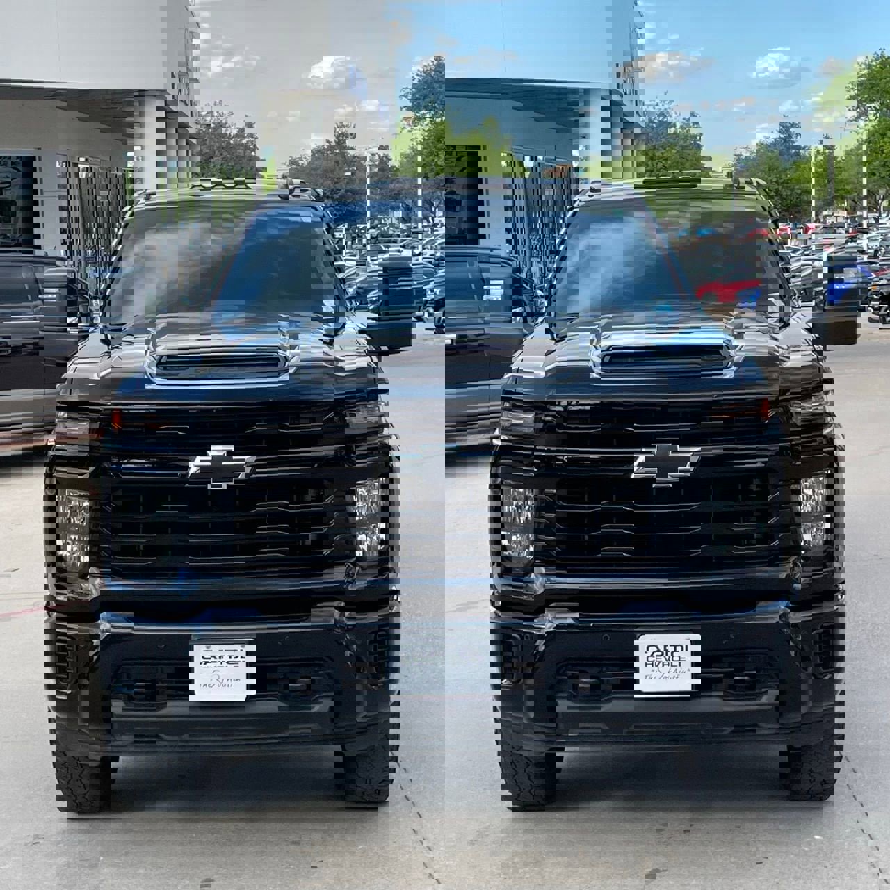 Used 2025 Chevrolet Silverado 2500 Custom w/ Custom Value Package image 7