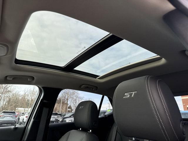 Used 2024 Buick Encore GX Sport Touring w/ Experience Buick Package image 18