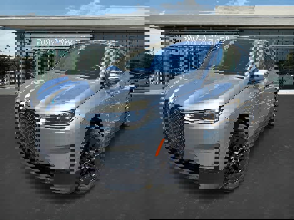 Certified 2023 BMW iX xDrive50 w/ Convenience Package image 6