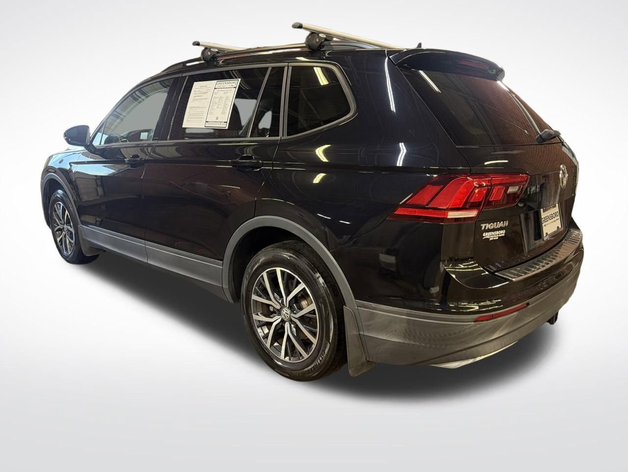 Used 2021 Volkswagen Tiguan S FWD image 3