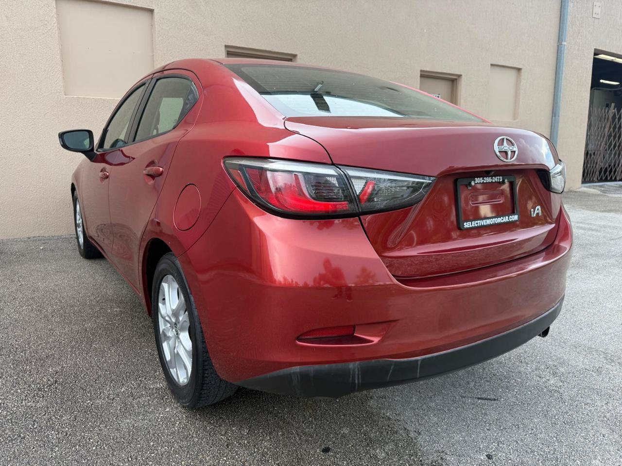 Used 2016 Scion iA FWD image 2