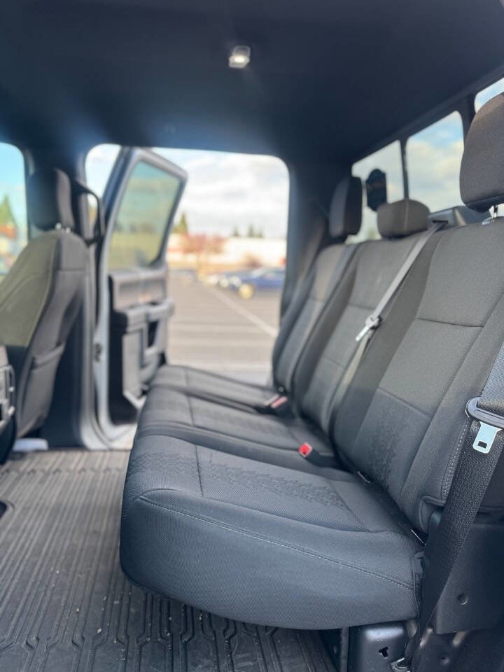 Used 2018 Ford F150 XLT w/ Equipment Group 302A Luxury image 9