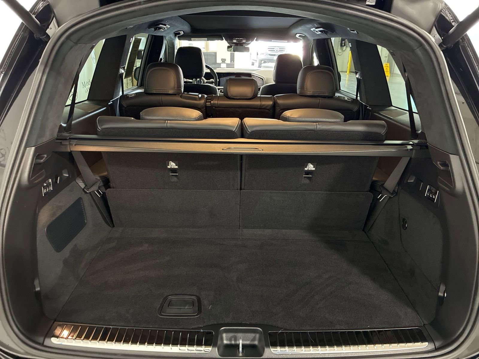 Used 2026 Mercedes-Benz GLS 63 AMG 4MATIC image 28