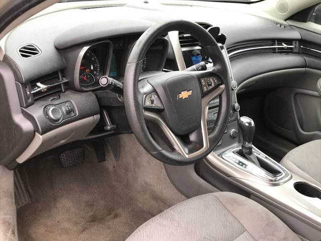 Used 2013 Chevrolet Malibu LS FWD image 5