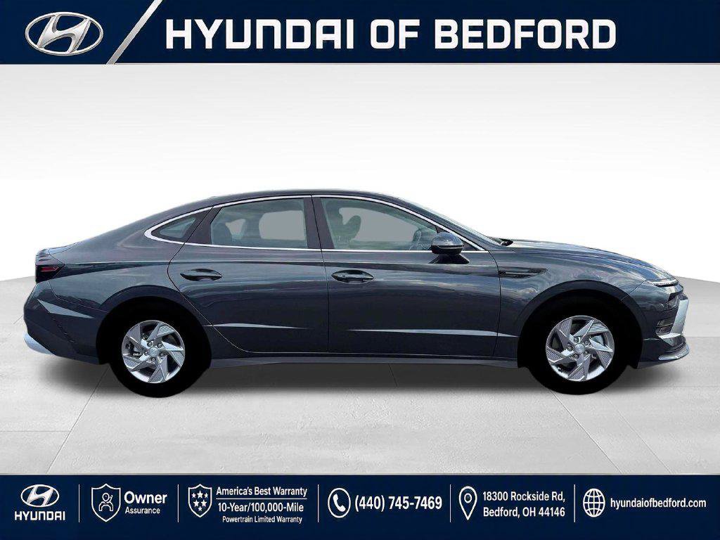 New 2026 Hyundai Sonata SE FWD image 11
