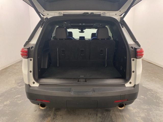 Used 2023 Chevrolet Traverse RS AWD/4WD image 32