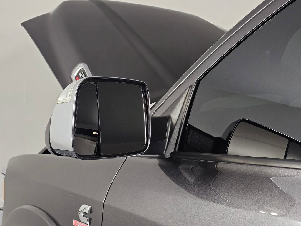 Used 2020 RAM 2500 Laramie image 12