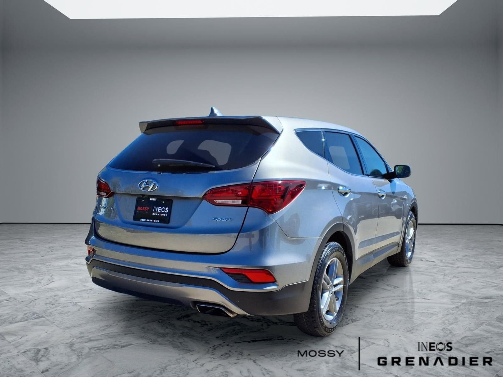 Used 2017 Hyundai Santa Fe Sport image 7