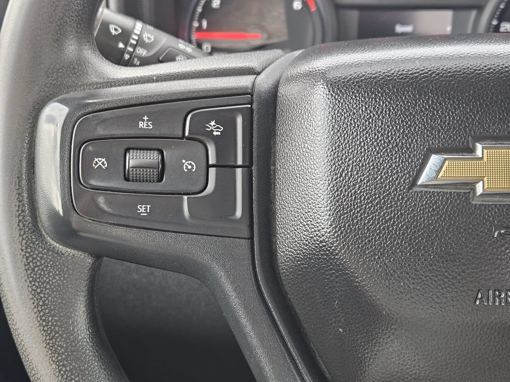 Used 2025 Chevrolet Silverado 3500 W/T AWD/4WD image 27