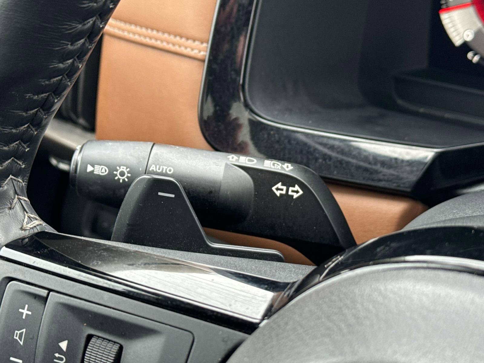 Used 2023 Nissan Pathfinder Platinum image 18