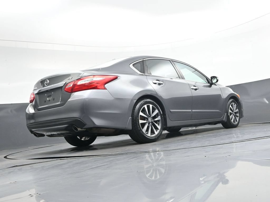 Used 2017 Nissan Altima 2.5 SV w/ Convenience Package FWD image 43