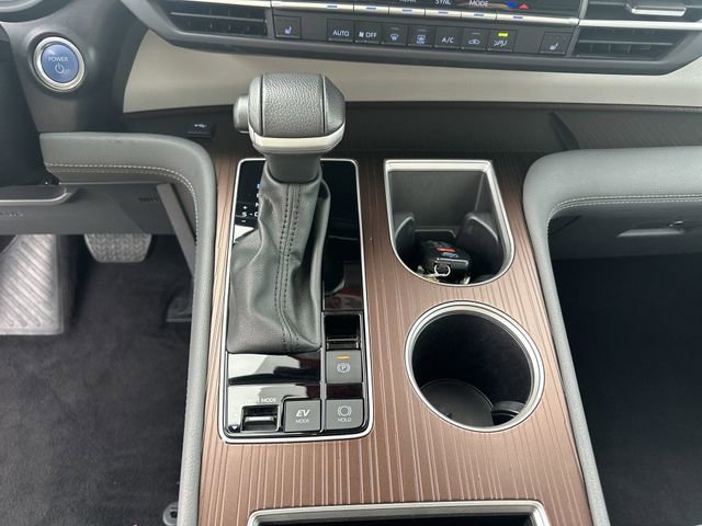 Used 2024 Toyota Sienna XLE image 22