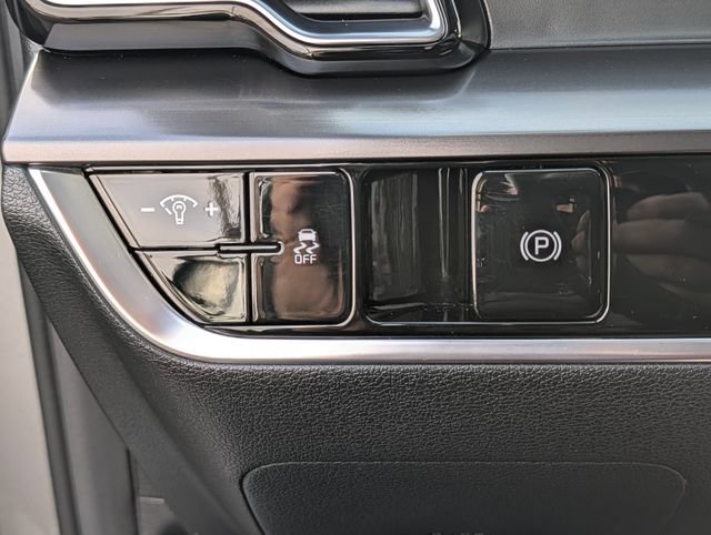 Used 2024 Kia Sportage EX FWD image 30