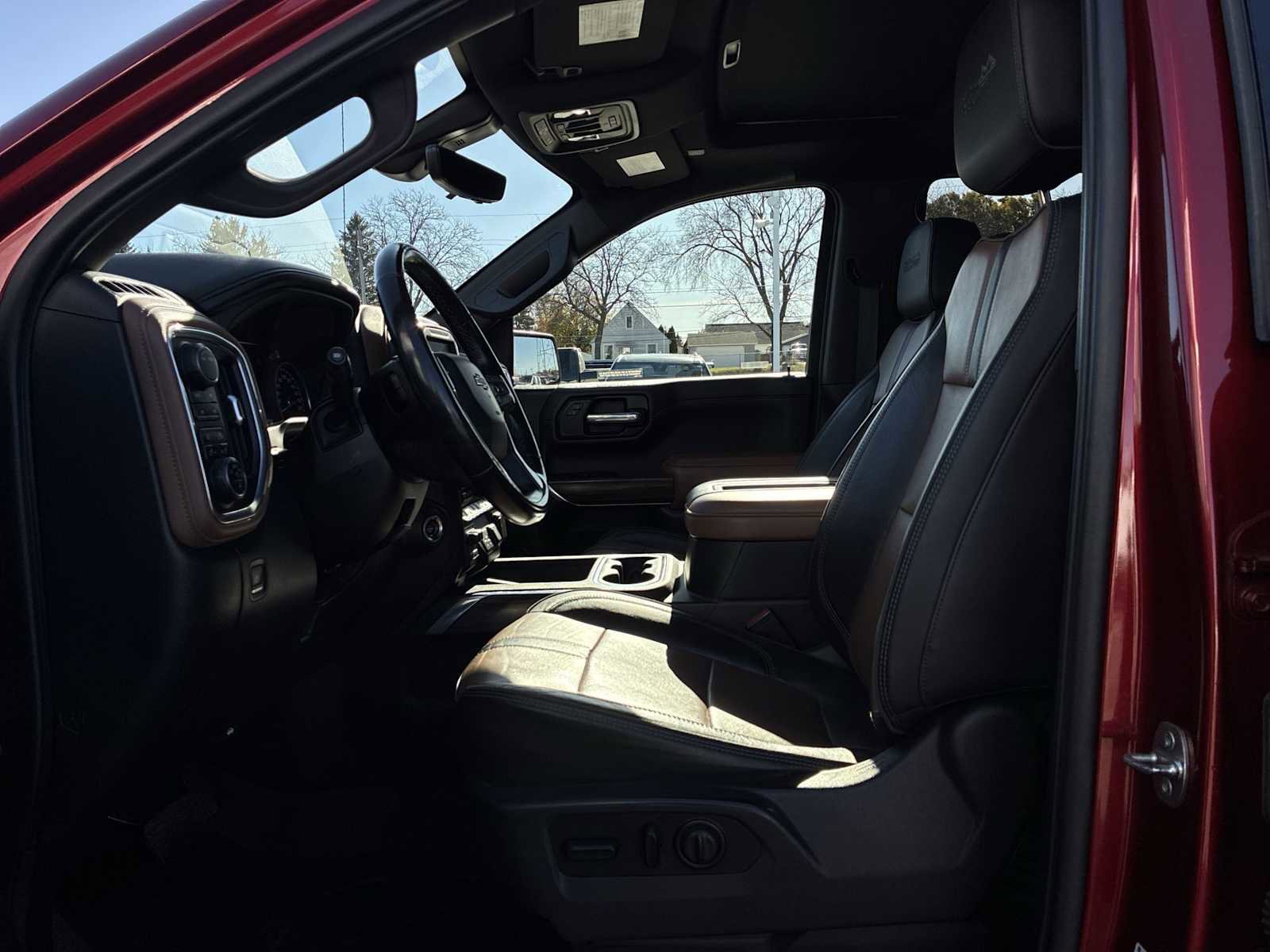 Used 2021 Chevrolet Silverado 1500 High Country image 19