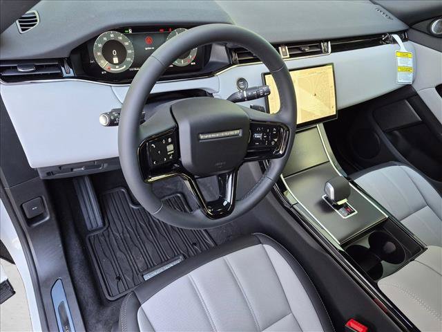 New 2026 Land Rover Range Rover Evoque Hoxton AWD/4WD image 3