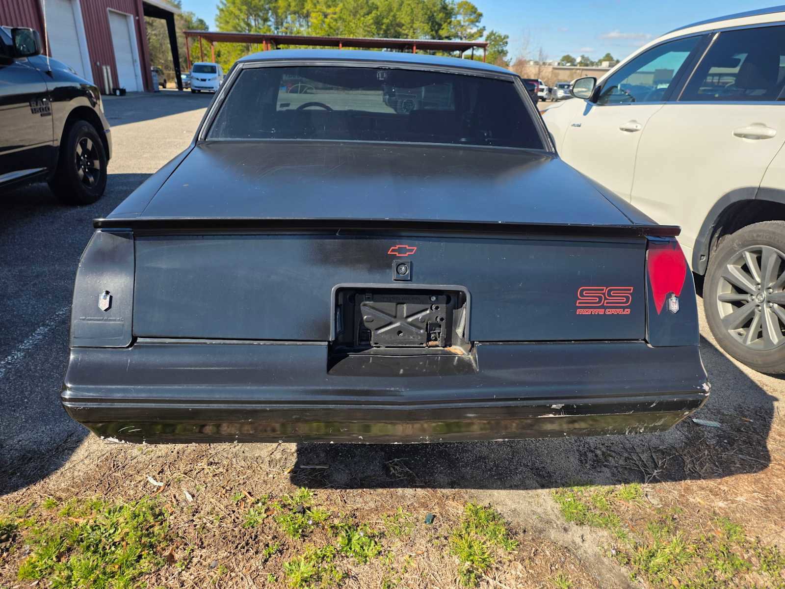 Used 1987 Chevrolet Monte Carlo SS image 2