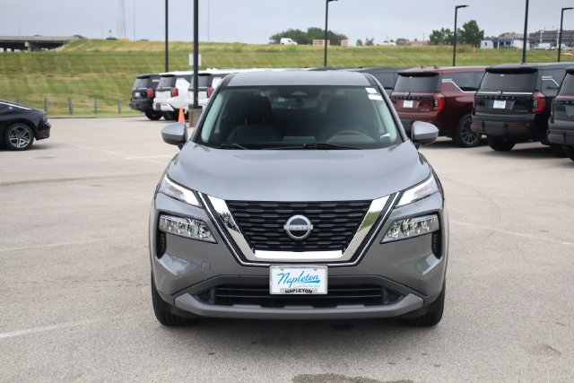 Certified 2023 Nissan Rogue SV AWD/4WD image 3