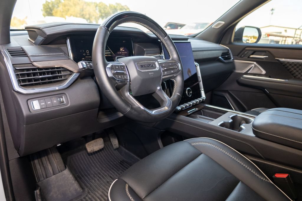 Used 2025 GMC Acadia Denali w/ Super Cruise Package AWD/4WD image 9