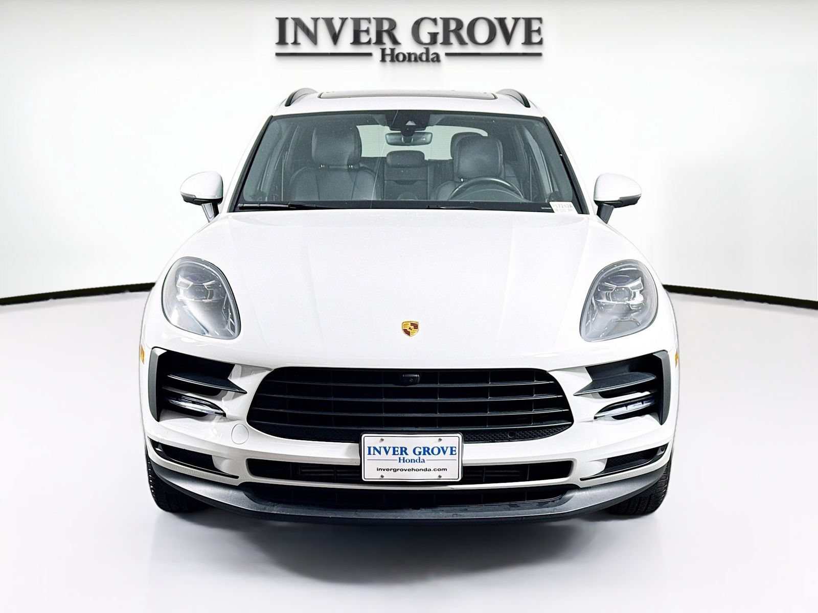 Used 2021 Porsche Macan AWD/4WD image 2