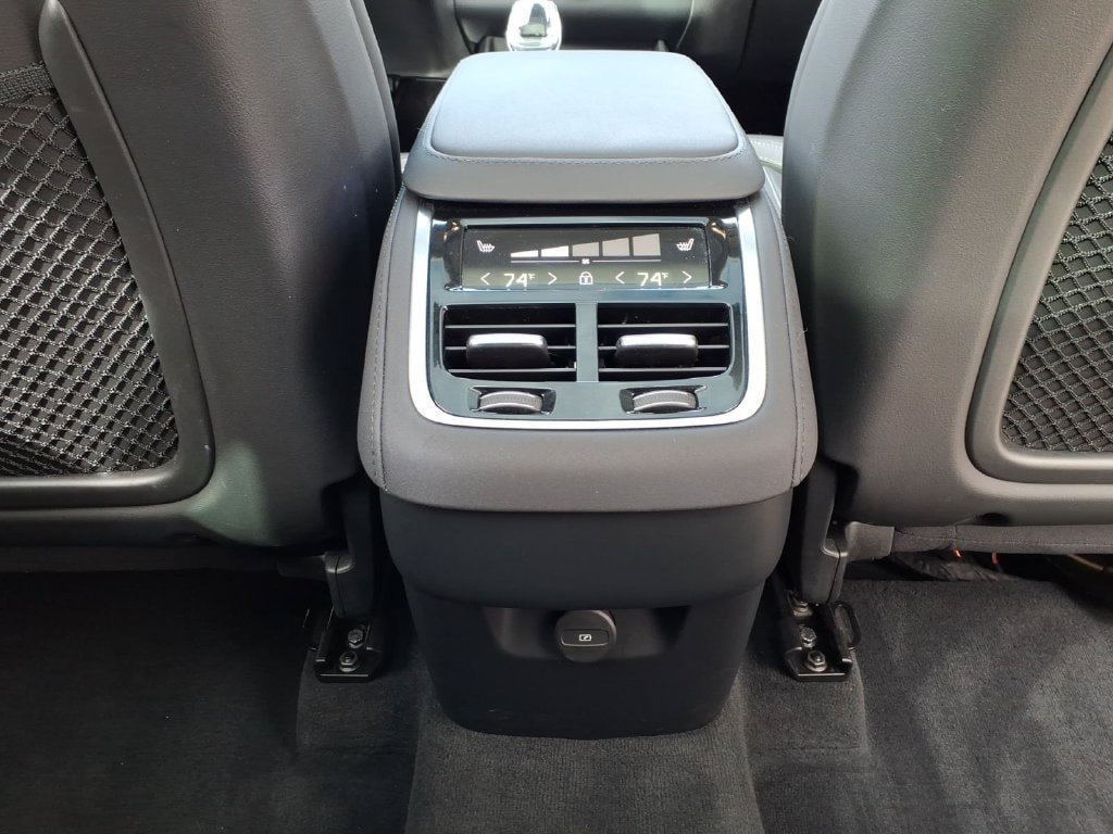 Certified 2026 Volvo XC90 B6 Ultra AWD/4WD image 25