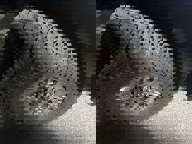 Used 2012 Ford F250 Lariat w/ Lariat Interior Pkg image 18