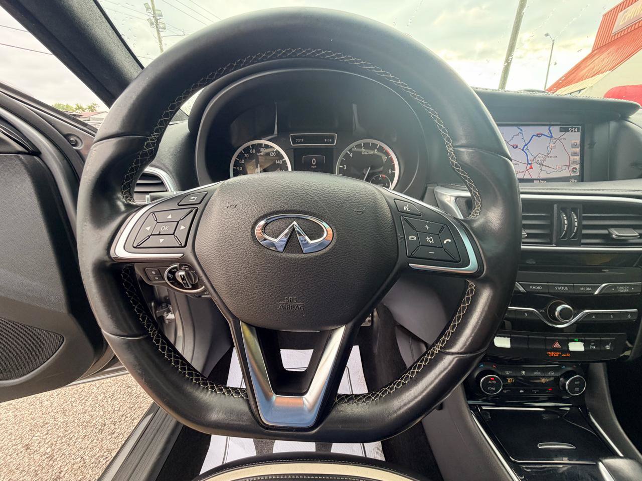 Used 2018 INFINITI QX30 Sport w/ Sport Leather Package FWD image 19
