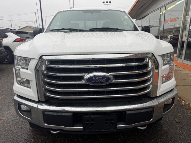 Used 2017 Ford F150 XLT w/ Equipment Group 302A Luxury image 2