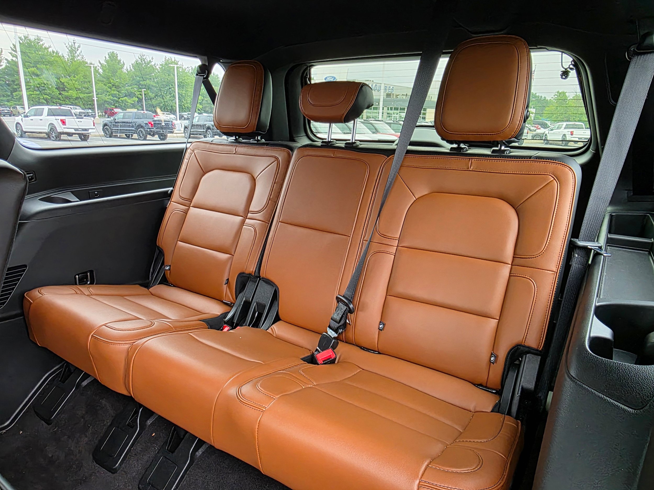 Used 2018 Lincoln Navigator L Reserve w/ Technology Package AWD/4WD image 10