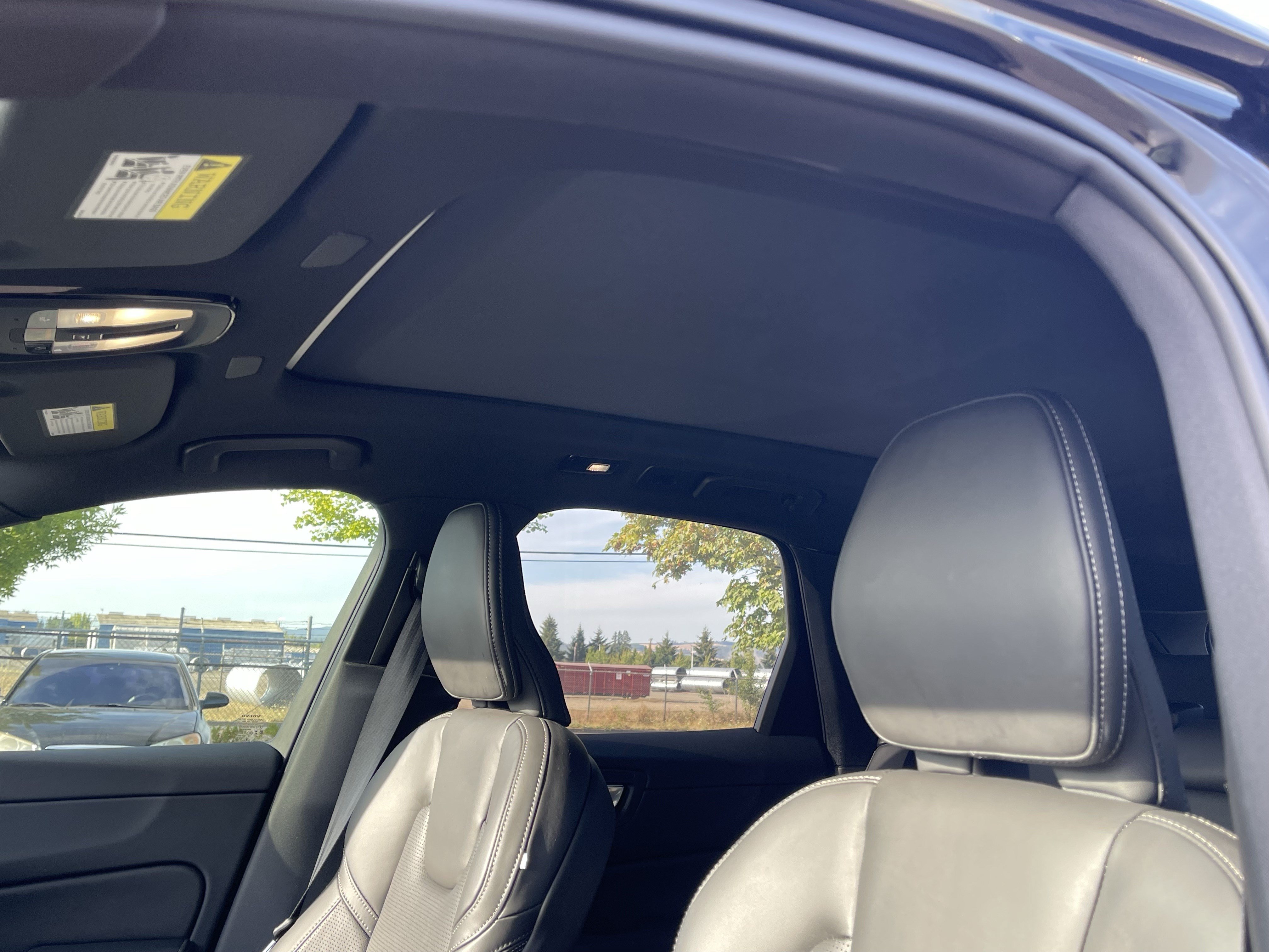 Used 2025 Volvo XC60 T8 Ultra w/ Climate Package AWD/4WD image 20