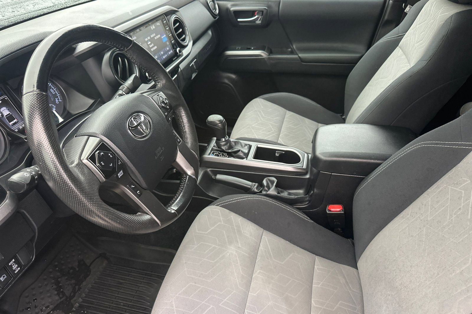 Used 2023 Toyota Tacoma TRD Sport image 10