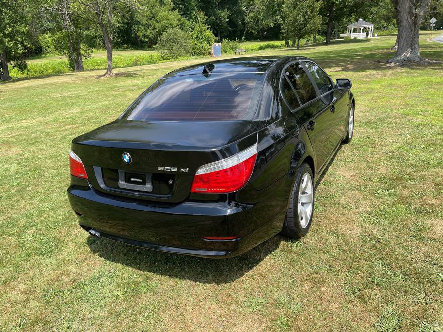 Used 2008 BMW 528xi Sedan AWD/4WD image 12