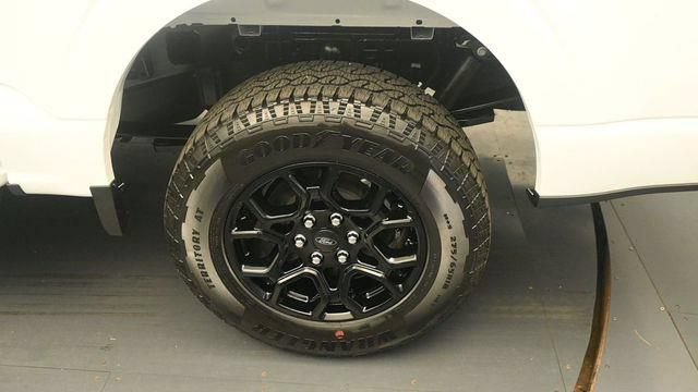 New 2026 Ford F150 XLT w/ Equipment Group 302A MID AWD/4WD image 9