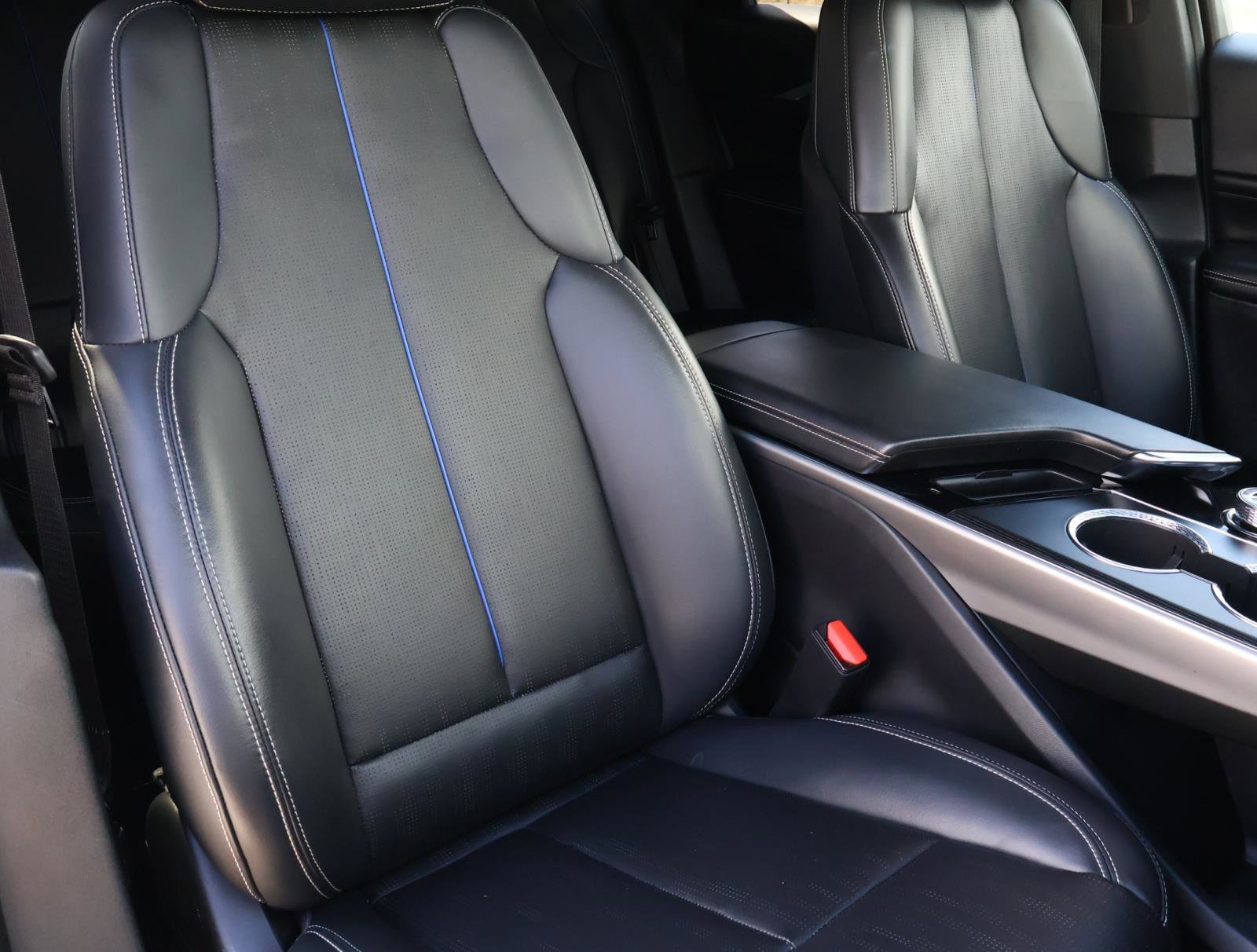 Certified 2024 Cadillac Lyriq Sport image 23