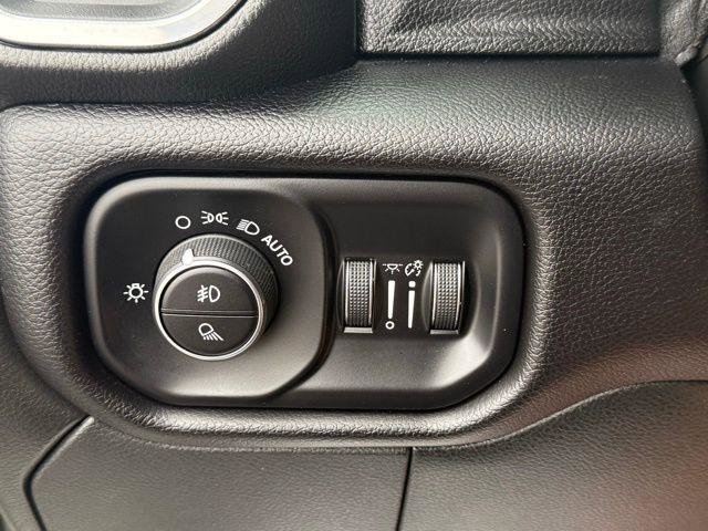 Used 2024 RAM 2500 Laramie w/ Sport Appearance Package image 41