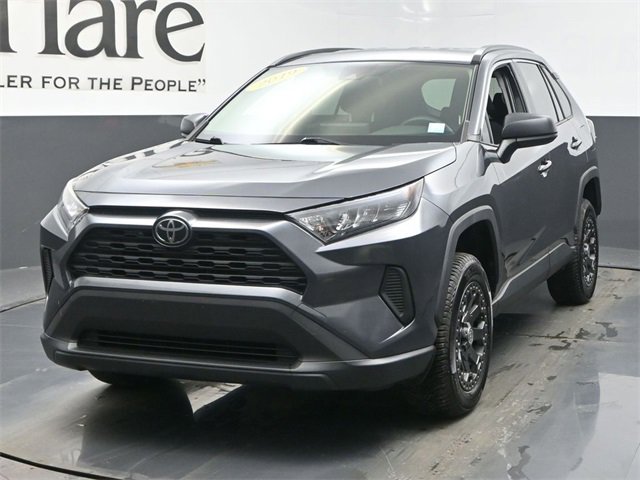 Used 2019 Toyota RAV4 LE image 7