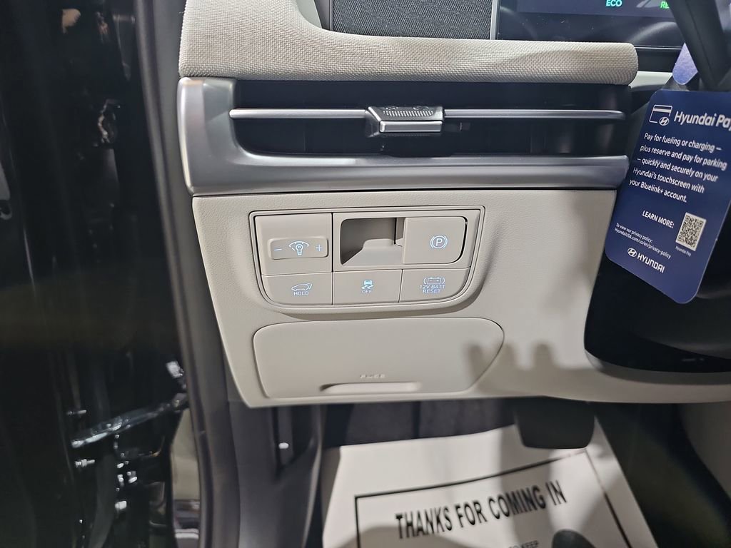 New 2026 Hyundai Tucson Limited image 27