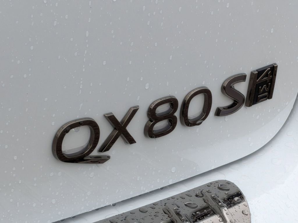 New 2026 INFINITI QX80 4WD w/ Sport Exterior Package image 10
