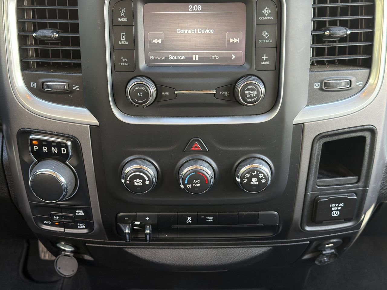 Used 2023 RAM 1500 Classic SLT w/ Protection Group AWD/4WD image 18
