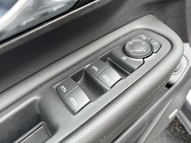 Used 2024 GMC Terrain AT4 w/ Infotainment Package II AWD/4WD image 13