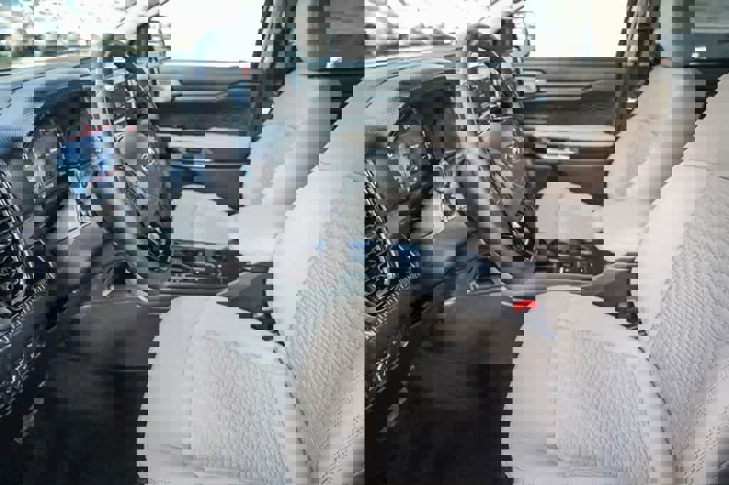 New 2024 Ford Ranger XLT w/ Equipment Group 301A High image 17