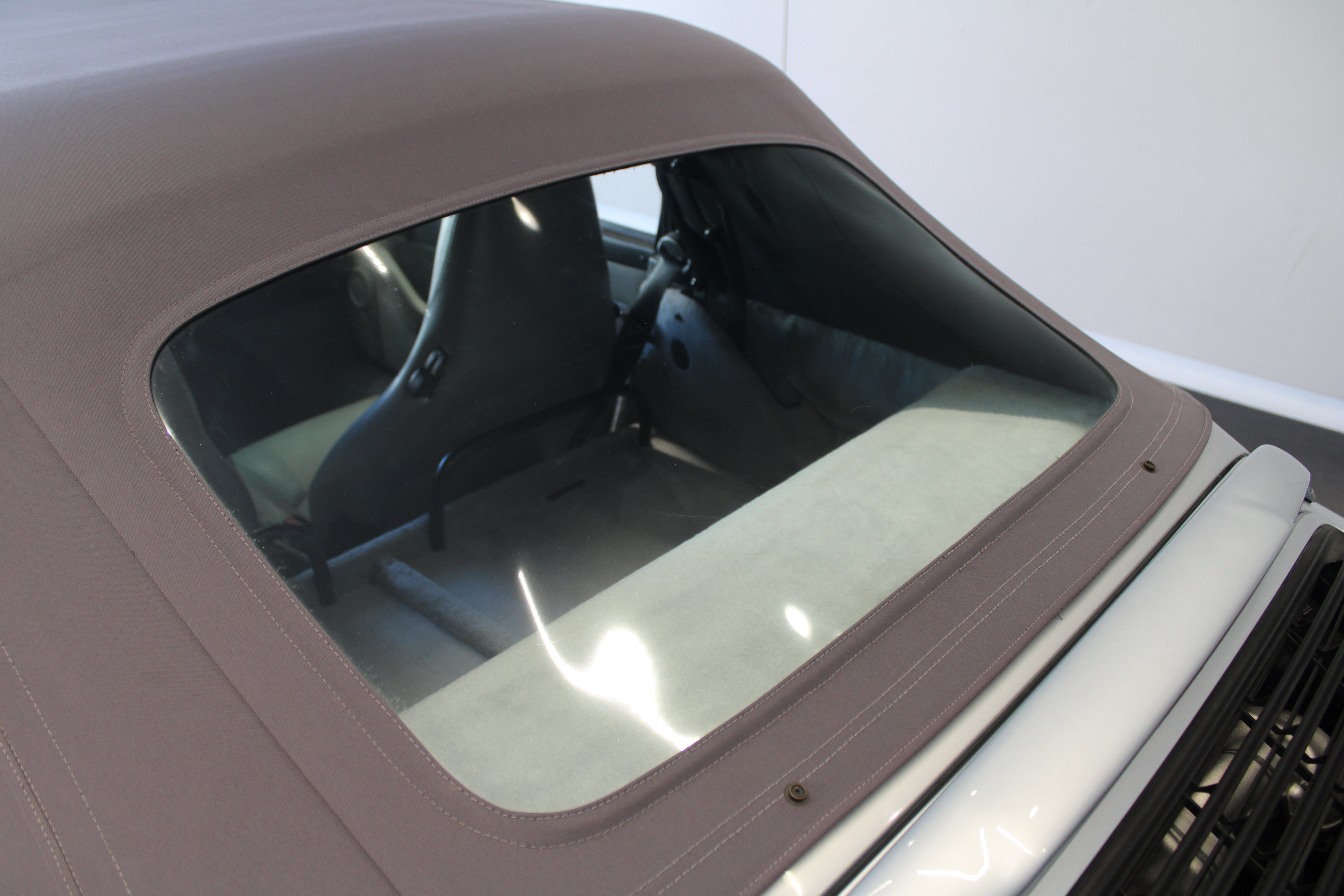 Used 1996 Porsche 911 Cabriolet image 78