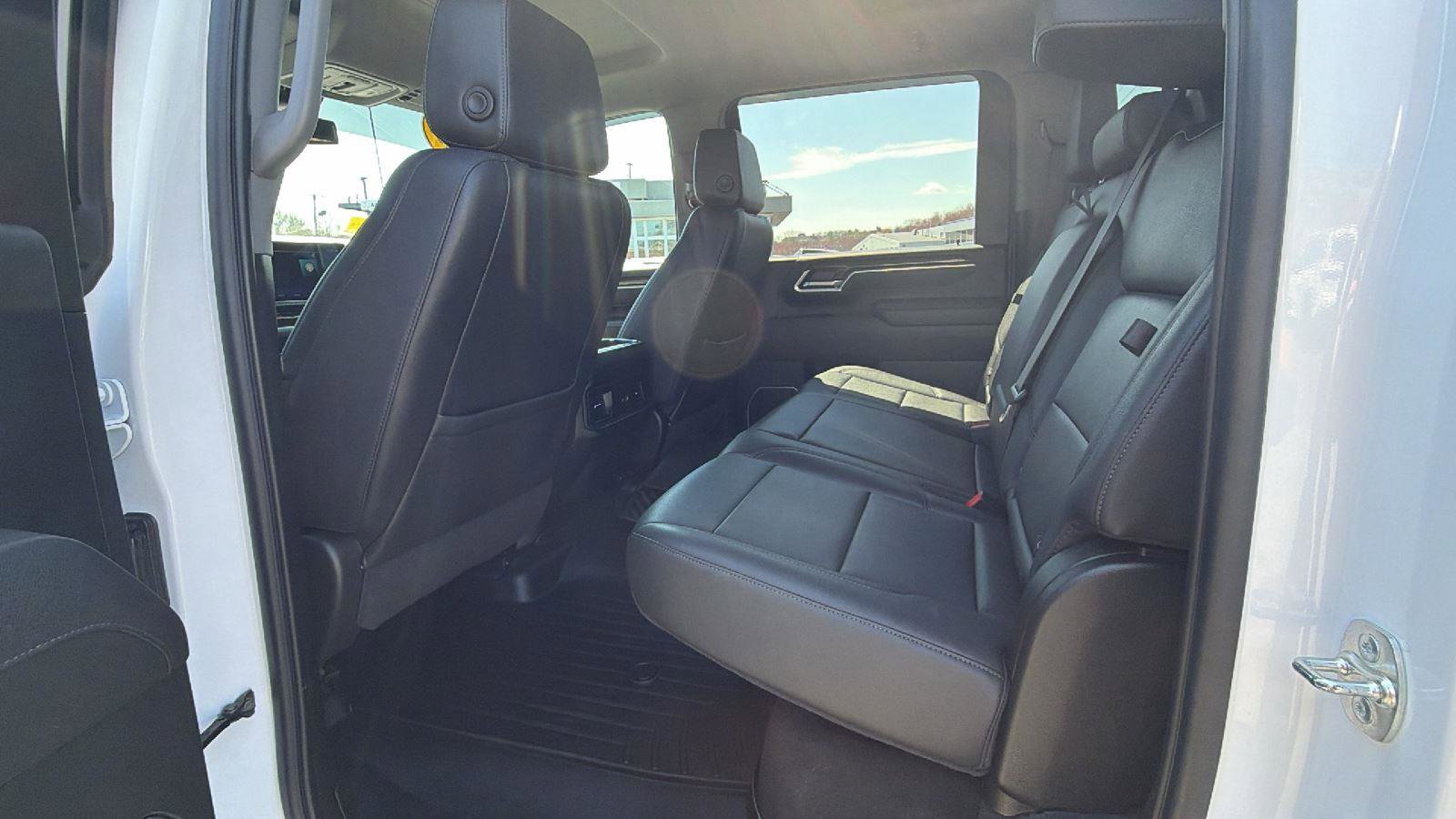 Used 2025 Chevrolet Silverado 2500 LT w/ All Star Edition image 37