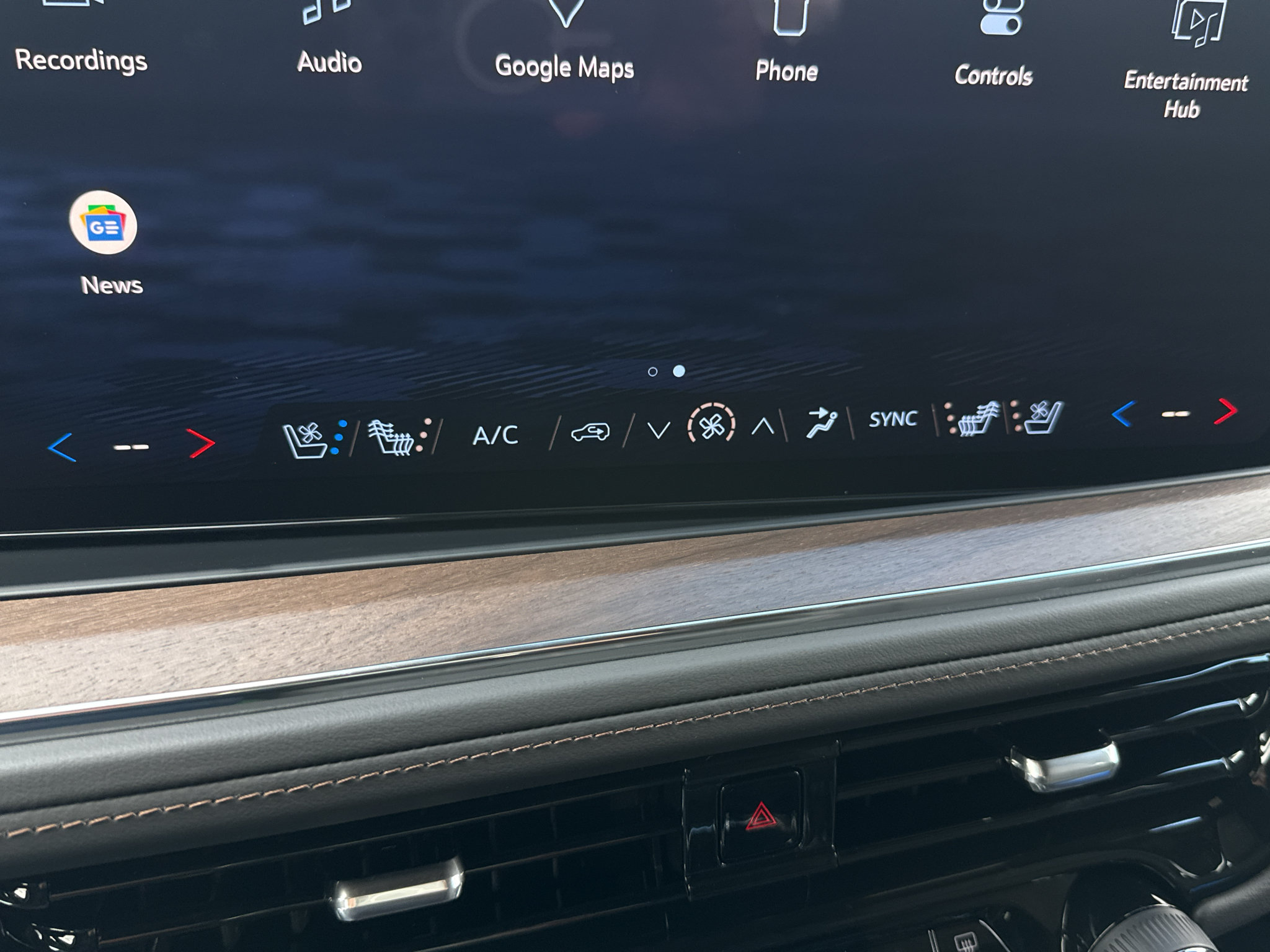 New 2026 Chevrolet Suburban High Country AWD/4WD image 37