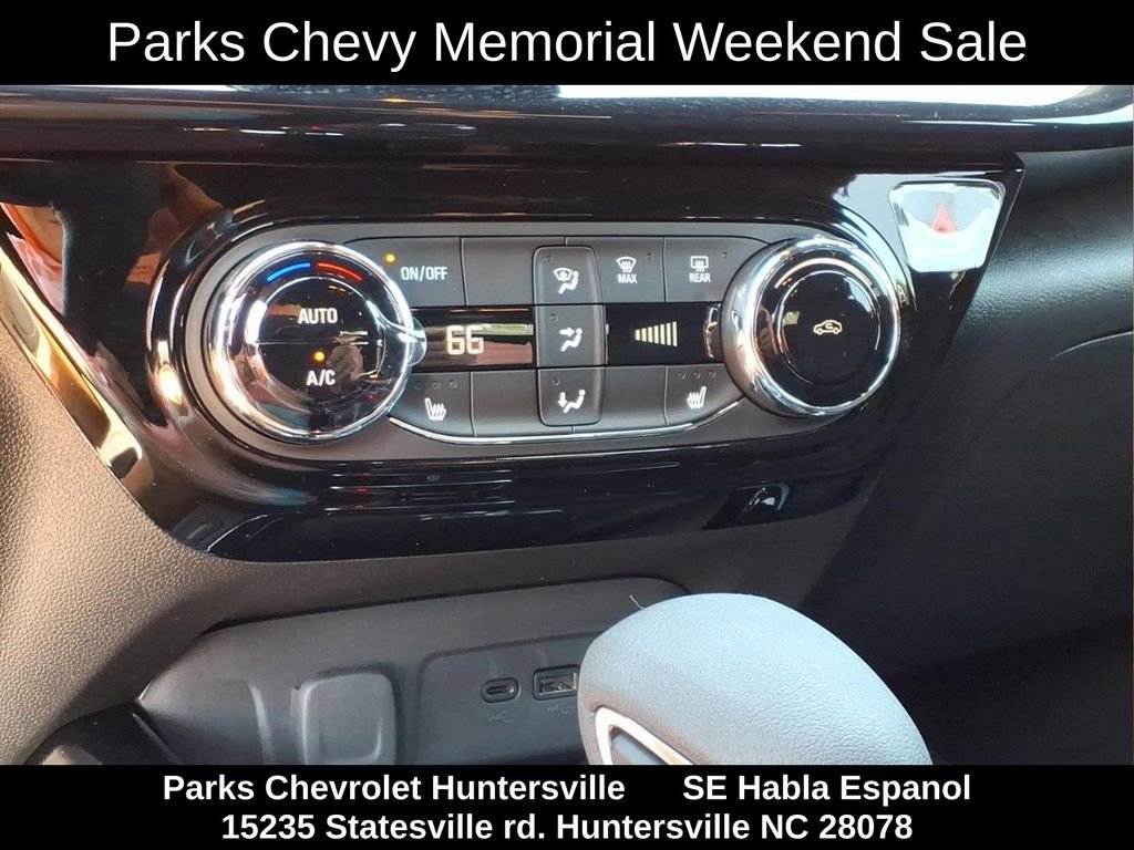 New 2026 Chevrolet Trax RS w/ Sunroof Package FWD image 6